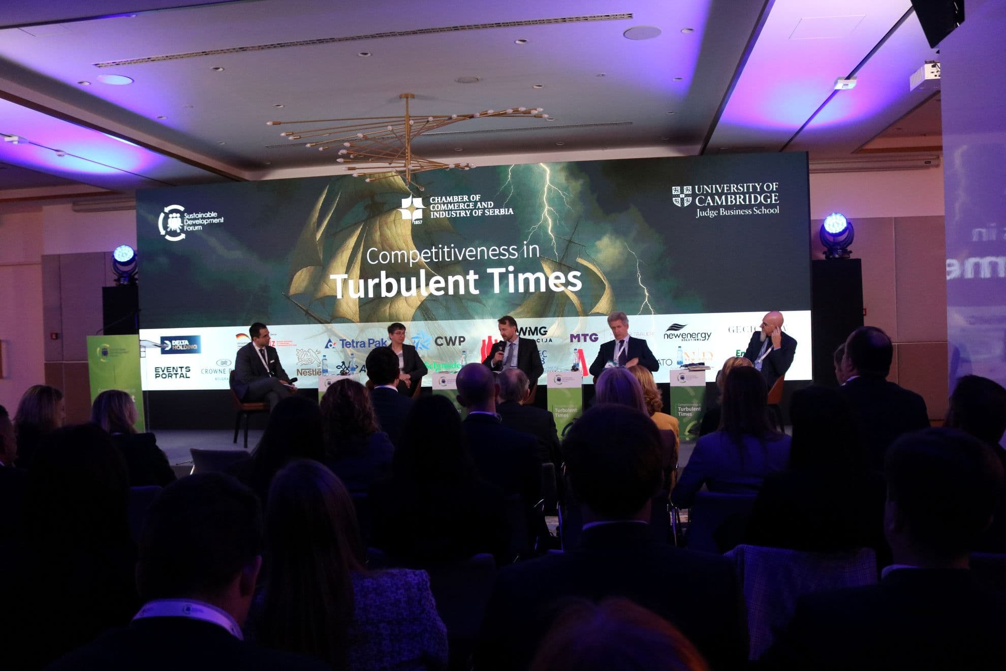 ambasadorski panel.JPG