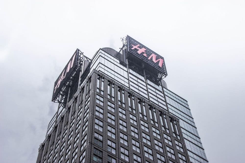 H&M brzo kešira rast akcija: Emisija 500 miliona € obveznica