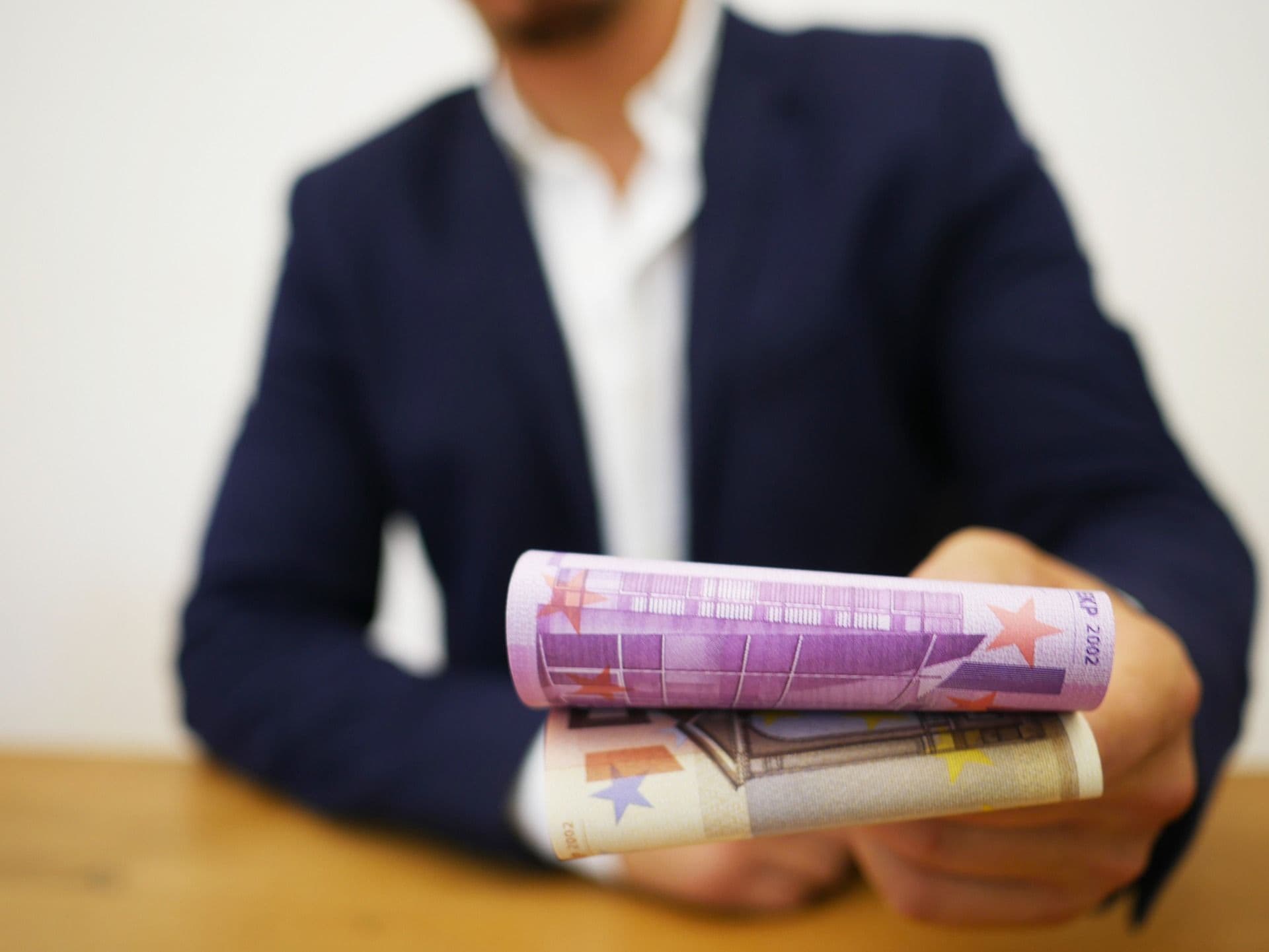 U EU sve više kredita uzimaju i građani i privreda