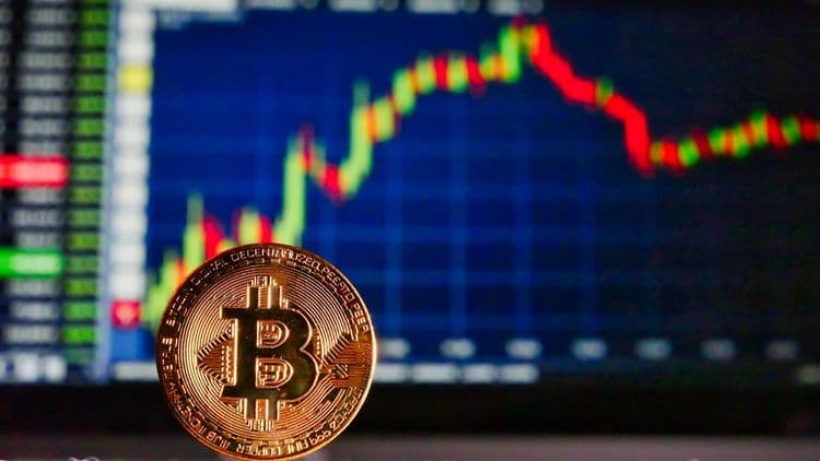 Bitkoin nedelju započeo rastom na 67.800$