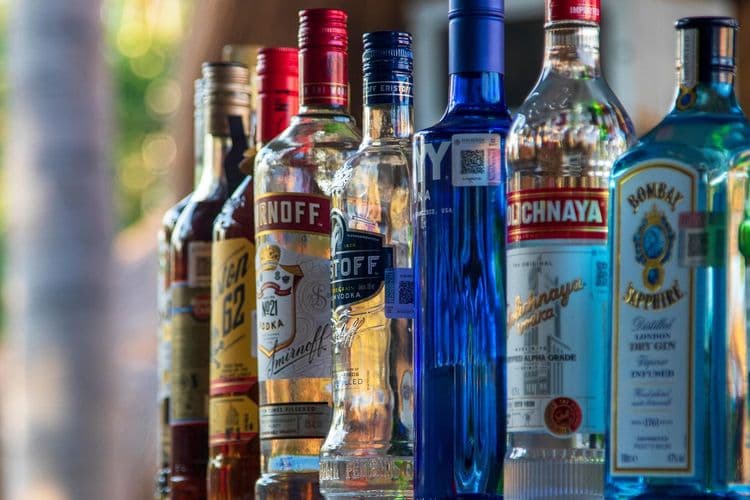Rusi smanjili piće - pad prodaje votke za oko četiri odsto