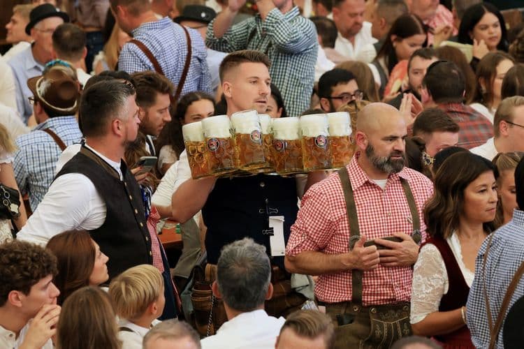 To je prava turistička atrakcija: Oktoberfest privremeno zatvoren – zbog previše posetilaca