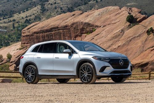 Premijum šok: Mercedes-Benzu profit pao 55%, Aston Martin povećao minus za 22%