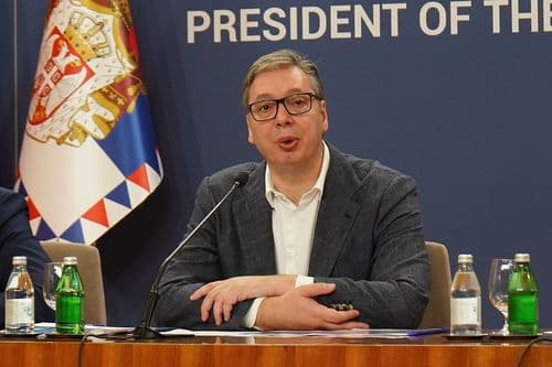 Vučić: Penzije od 1. decembra veće za 12,2 odsto