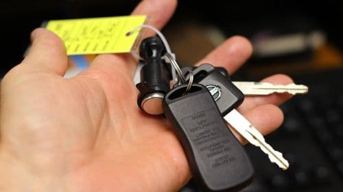 Uvoz polovnih vozila ne posustaje, a i dalje stižu veliki zagađivači