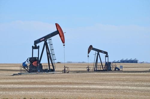 Evropski indeksi u padu, brent na 106$