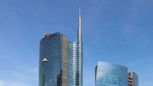 Unikredit sad najveći akcionar Komercbanke, ide na 29%