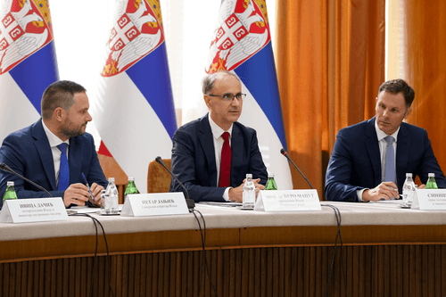 Srbija ide u izbore: Premijer Macut predložio raspuštanje Skupštine