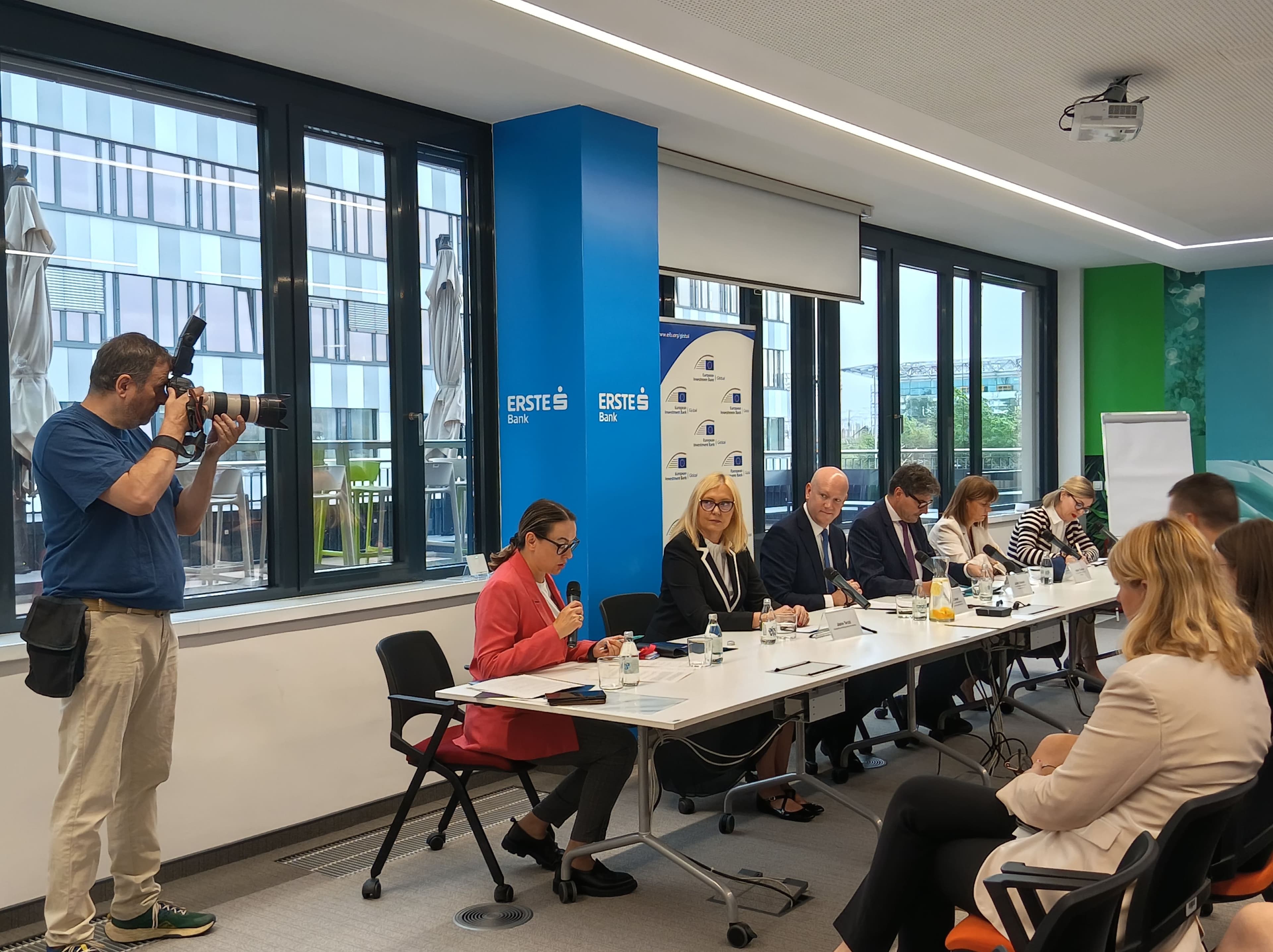 Erste i EIB; Foto: BizSrbija