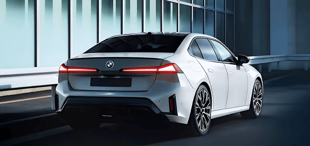 BMW kupuju još samo Evropljani: Rols Rojs ponire, Mini se drži