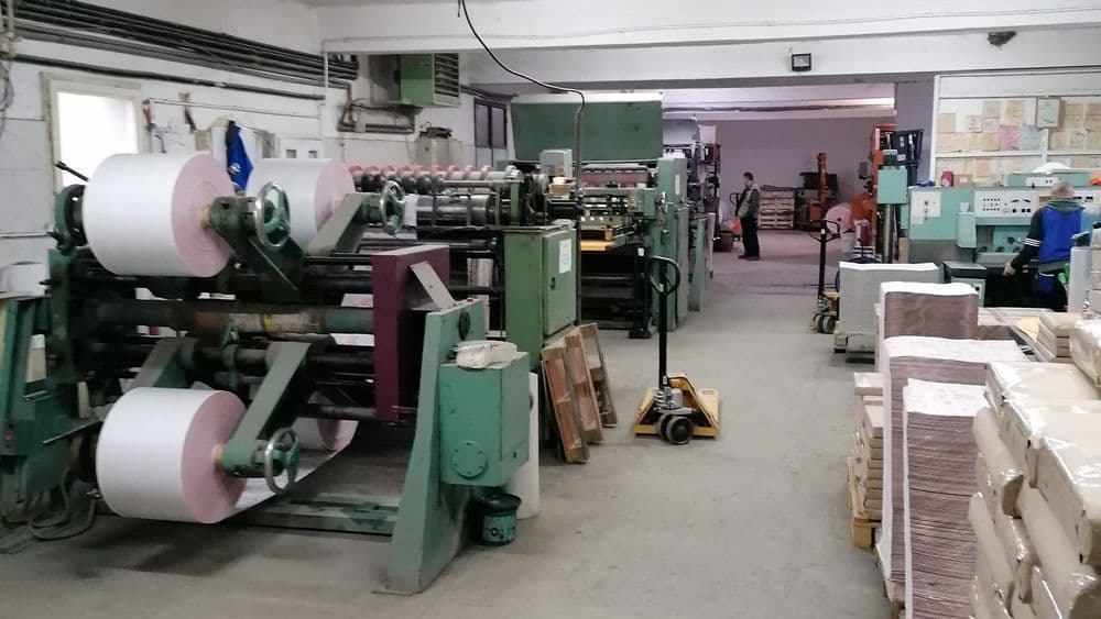 Domaće tržište nepredvidivo, Roto Papir Plus traži ino-kupce