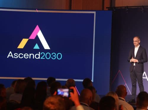 NELT spremio 400 miliona € za akvizicije, digitalizaciju, AI i ESG