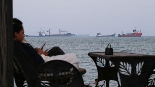 Nafta se stabilizovala, Tramp „odustao“ od takse za Ormuz