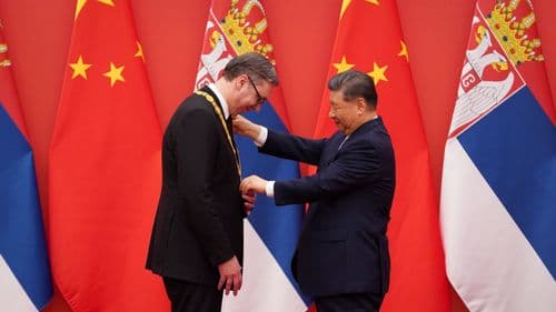 Potpisano 30 sporazuma Kine i Srbije, Vučiću Si uručio orden