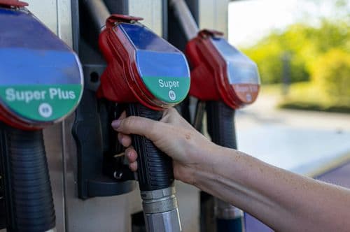 Skupo gorivo i gas vraćaju bauk inflacije u Evropu